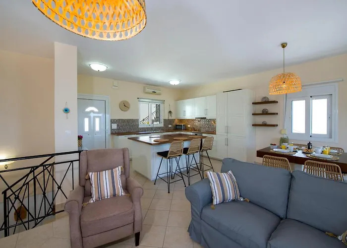 Summer Time Вилла Ханья